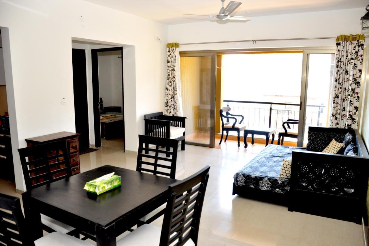 2Bhk Lake View Apartment ラバサ エクステリア 写真