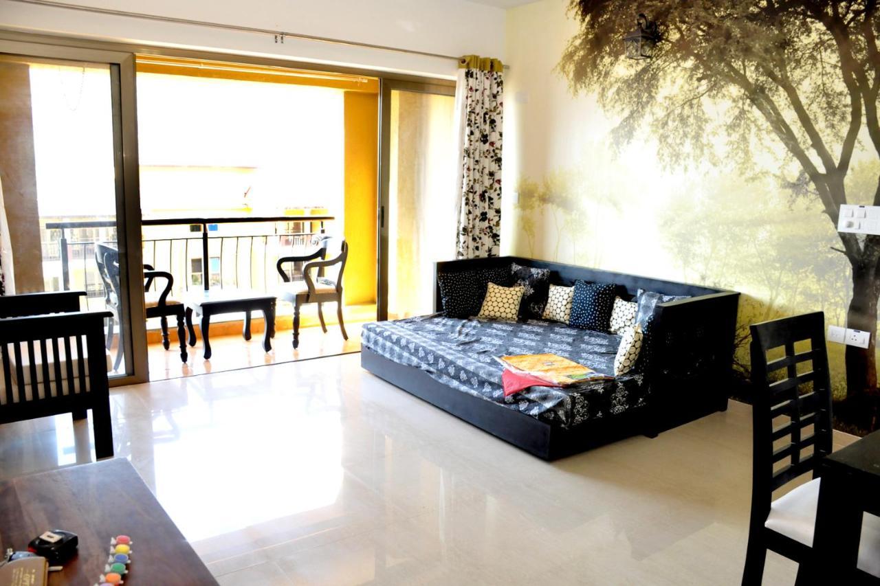 2Bhk Lake View Apartment ラバサ エクステリア 写真
