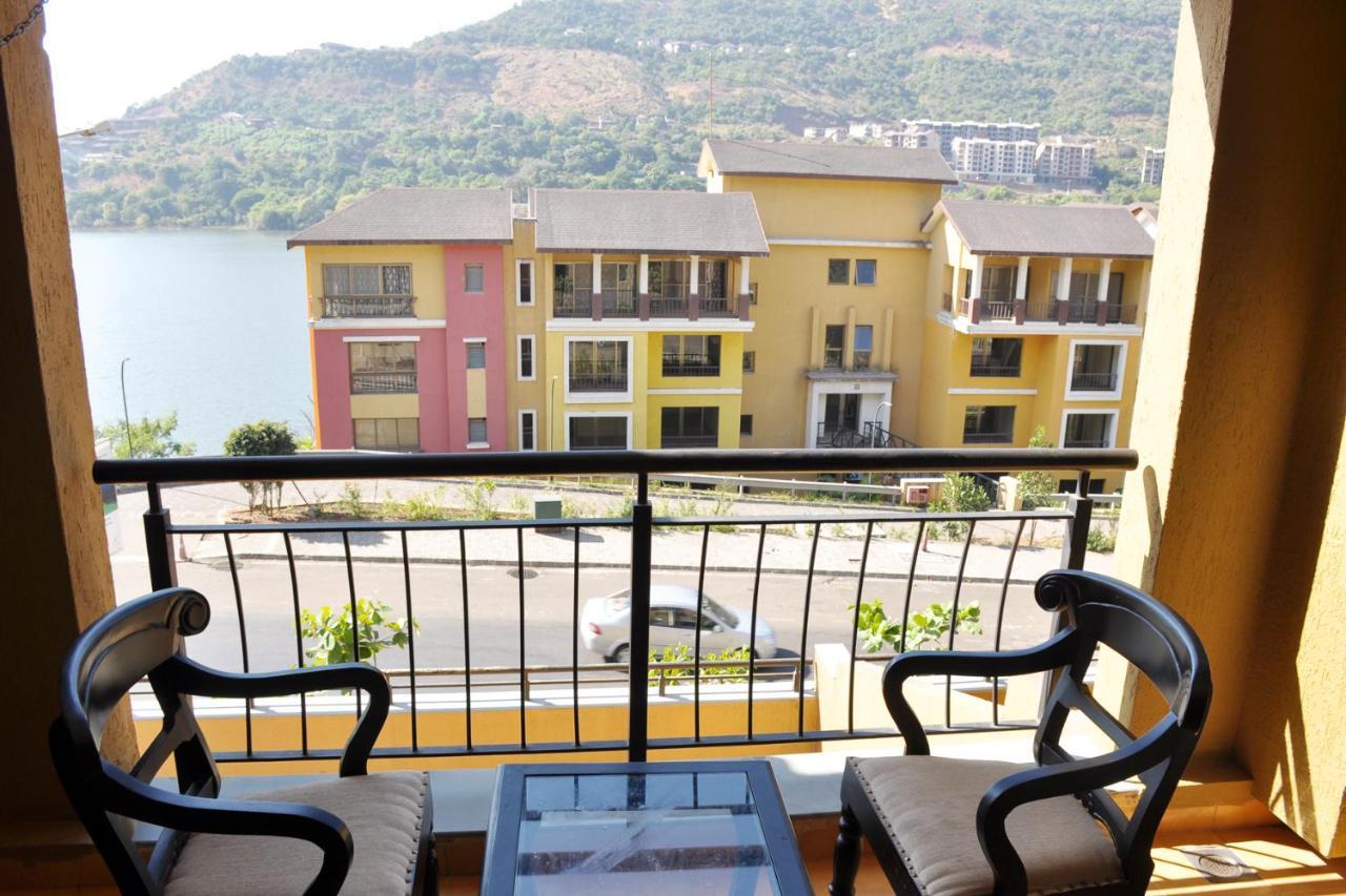 2Bhk Lake View Apartment ラバサ エクステリア 写真